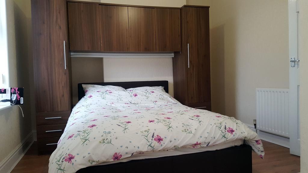 Blackpoolholidaylets Charles Street Villa Kültér fotó